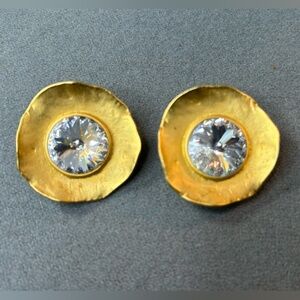 Vintage Norma Jean Gold Tone Crystal Clip‎ On  Earrings Rhinestone Center Stone